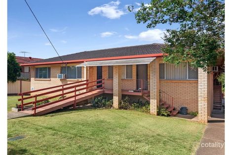 Property photo of 2/18 Kent Street Coorparoo QLD 4151
