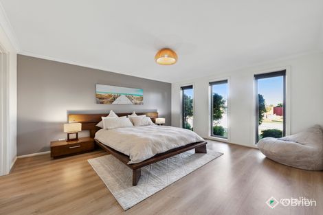 Property photo of 25 Vanessa Circuit Pakenham VIC 3810