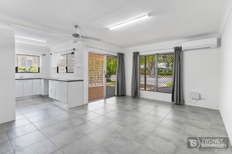123 Greenslopes St, Edge Hill, QLD 4870