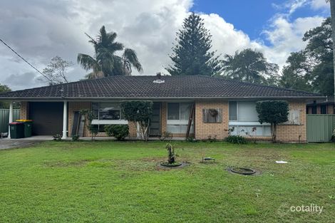 49 Halcyon St, Wyoming, NSW 2250