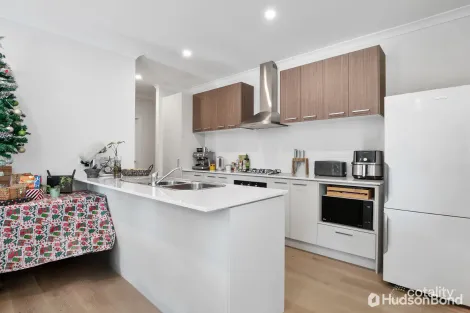1/30 Cameron Rd, Croydon, VIC 3136