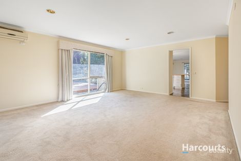 Property photo of 10 Comfort Close Rowville VIC 3178