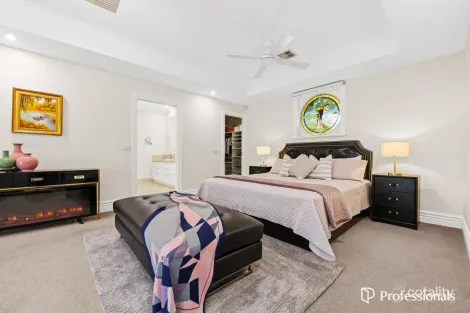 Property photo of 14 Jeanette Maree Court Kilsyth VIC 3137