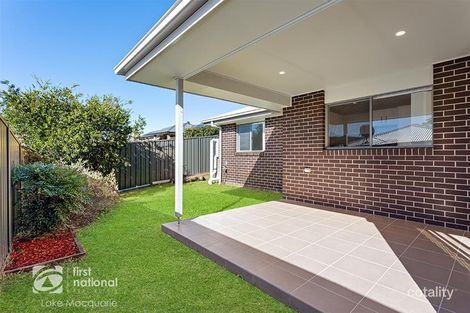 Property photo of 33B Floresta Crescent Cameron Park NSW 2285