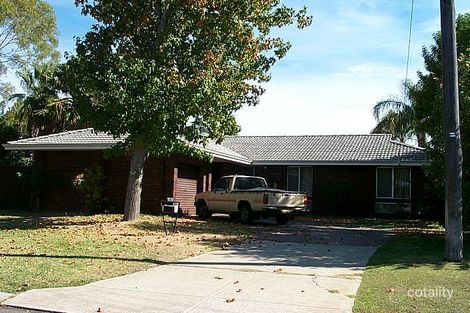 2 Avon Ct, Thornlie, WA 6108