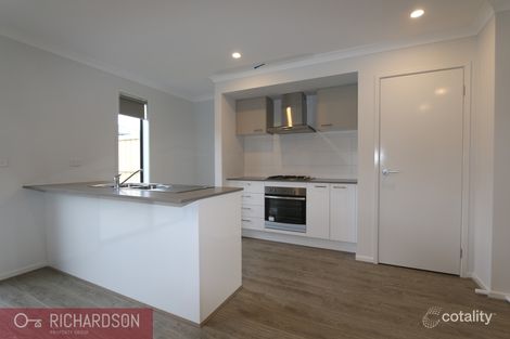 291 Dunnings Rd, Point Cook, VIC 3030