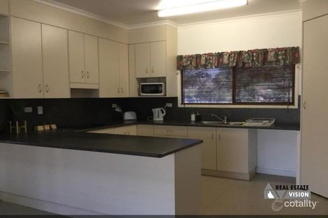 Property photo of 32 Hibiscus Crescent Blackwater QLD 4717