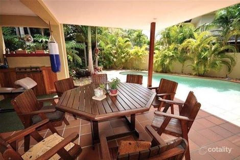 Property photo of 11 Shoreham Chase Arundel QLD 4214