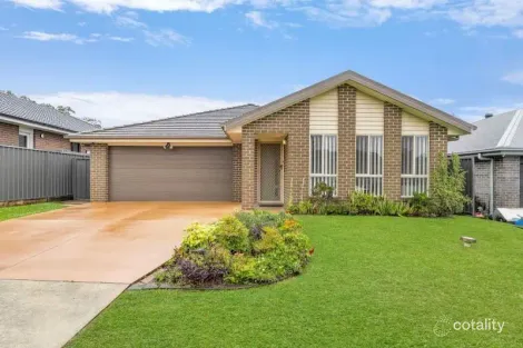 3 Oakwood St, Wadalba, NSW 2259