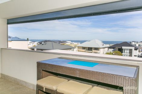 Property photo of 11 Podman Loop North Coogee WA 6163