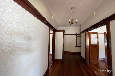 Property photo of 2 Menzie Grove Eaglemont VIC 3084