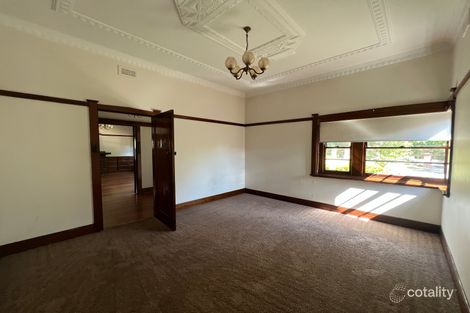 Property photo of 2 Menzie Grove Eaglemont VIC 3084