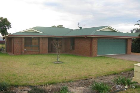 114 Garden Ave, Narromine, NSW 2821