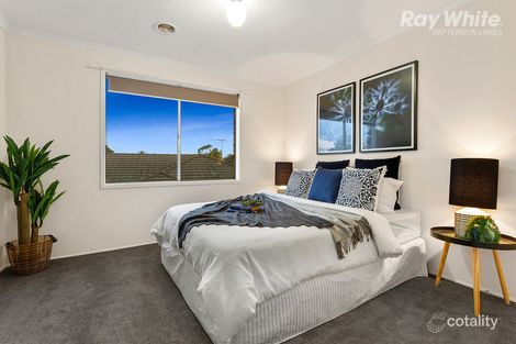 2 Royal Charlotte Dr, Patterson Lakes, VIC 3197