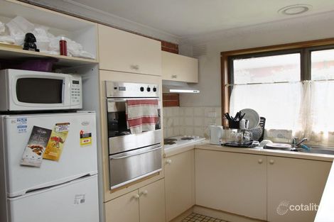 Property photo of 2/18-20 Glen Street Werribee VIC 3030