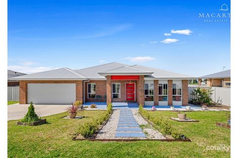 6 Jade Pl, Estella, NSW 2650