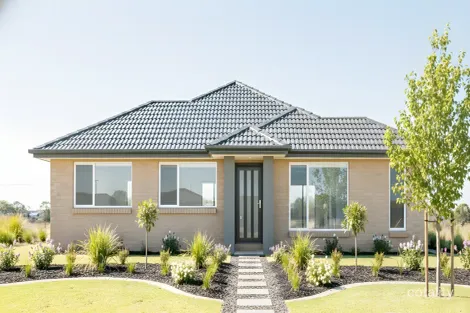 21 Salmon St, Koo Wee Rup, VIC 3981