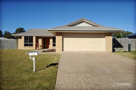 Property photo of 19 Links Court Kin Kora QLD 4680