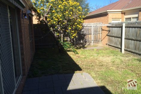 Property photo of 17 Tintern Loop Hillside VIC 3037