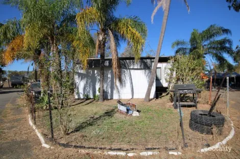 Property photo of 900-904 Yaamba Road Parkhurst QLD 4702