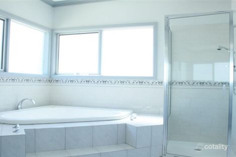 Property photo of 21 Belgrove Avenue Balwyn VIC 3103