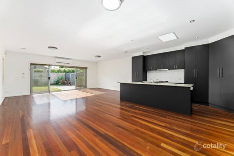 18a Mackinnon Gr, Glenroy, VIC 3046