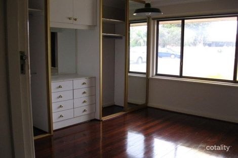 Property photo of 32 Lilacdale Road Innaloo WA 6018