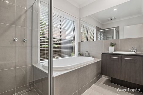 Property photo of 73 The Range Boulevard Croydon VIC 3136