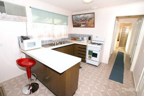 Property photo of 2 Wilson Road Melton South VIC 3338