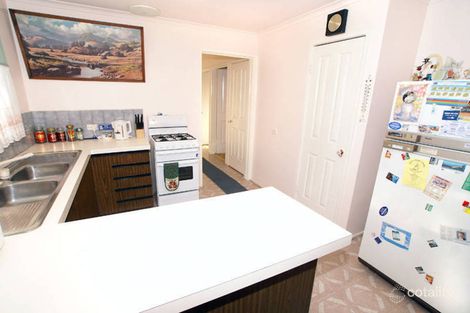 Property photo of 2 Wilson Road Melton South VIC 3338