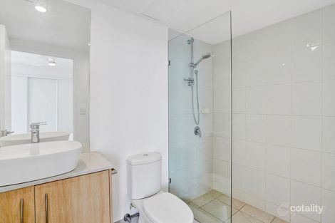 Property photo of 701/41 Labrador Street Labrador QLD 4215