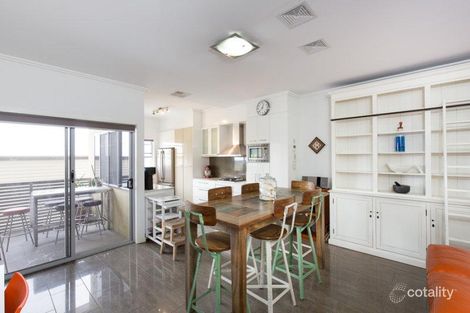 Property photo of 2/5 Redarc Street Fairfield QLD 4103