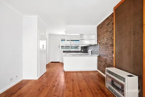 Property photo of 1/1005 Grevillea Road Wendouree VIC 3355
