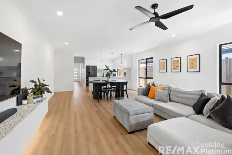 Property photo of 25 Camberwell Drive Kallangur QLD 4503