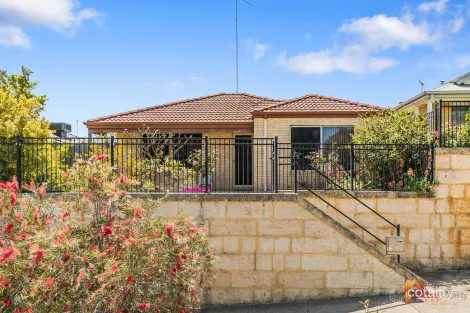 Property photo of 11 Wallingford Crescent Wellard WA 6170
