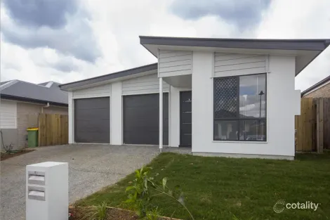 1/17 Chisolm Way, Pimpama, QLD 4209