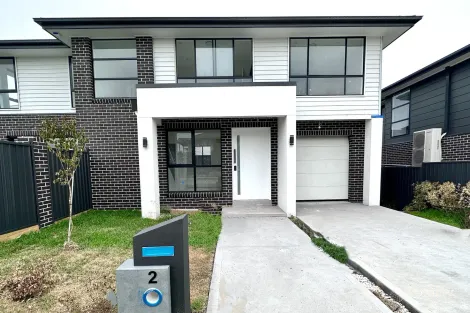 Property photo of 2 Kyogle Street Colebee NSW 2761