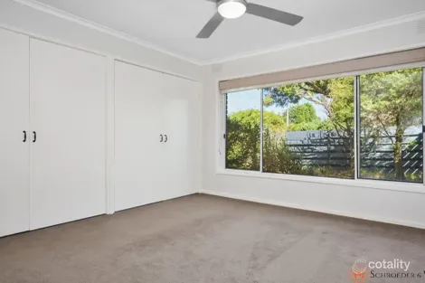 Property photo of 32 Laura Road Knoxfield VIC 3180