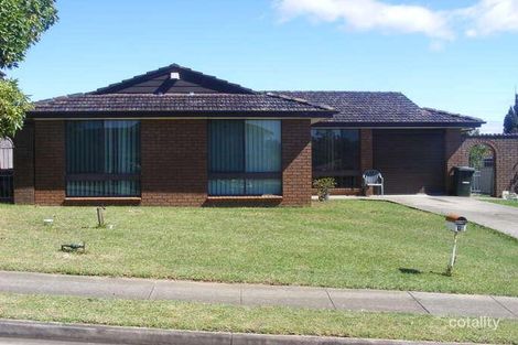 Property photo of 10 Aramon Close Edensor Park NSW 2176