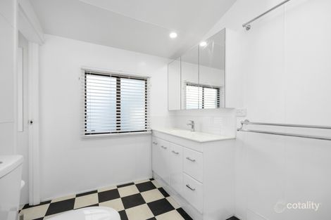 Property photo of 13 Deighton Road Dutton Park QLD 4102