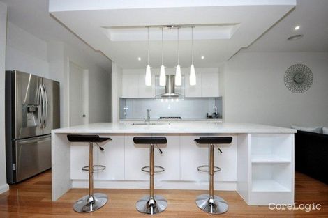 Property photo of 64 Domain Way Craigieburn VIC 3064