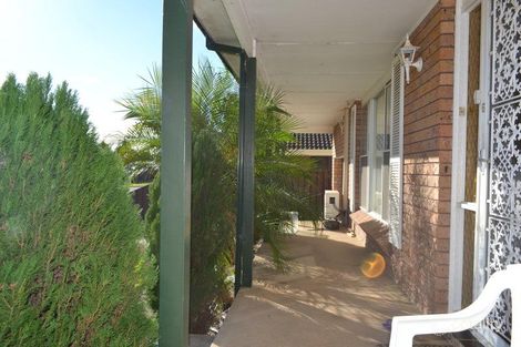 Property photo of 6 Lane Place Minto NSW 2566