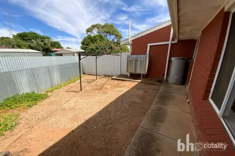 Property photo of 2/2 Mortimer Road Berri SA 5343