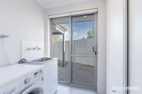 Property photo of 7 Malia Ramble Alkimos WA 6038