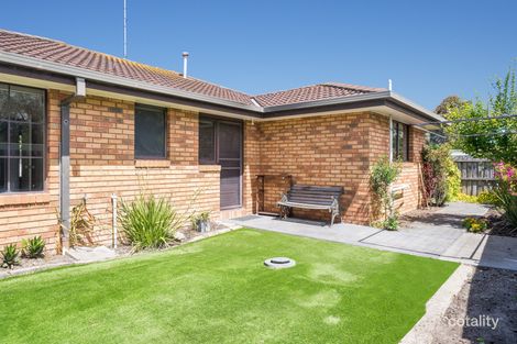 2/8 Poplar St, Newcomb, VIC 3219