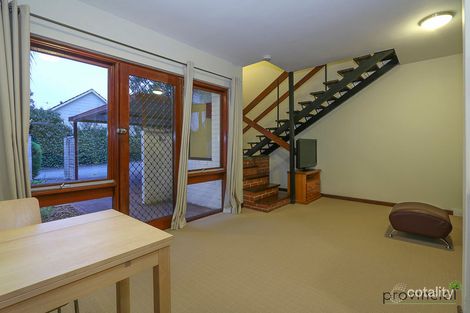 Property photo of 2/39 Byron Road Kalamunda WA 6076