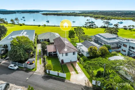 6 Bent St, Yamba, NSW 2464