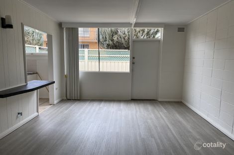 2/126 Henderson Rd, Crestwood, NSW 2620