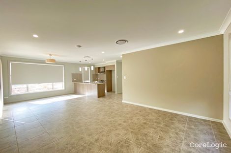 Property photo of 8 Mariner Avenue Nirimba Fields NSW 2763