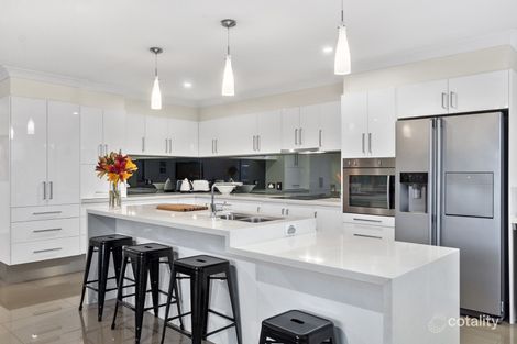 Property photo of 36 Lambros Drive Benowa QLD 4217